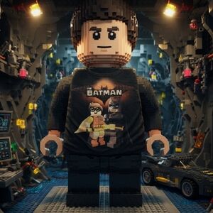 🦇 LEGO Batman Movie T-Shirt | Robin Graphic | M 🕹️